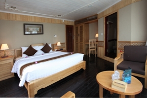 Luxury Cabin on Pelican Cruise Halong Bay, Vietnam