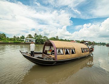 Mekong River Cruise on Song Xanh sampan