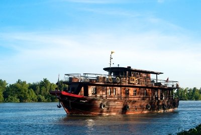 Bassac Boat cruise Cai Be - Can Tho Bassac Boat cruise Cai Be - Can Tho