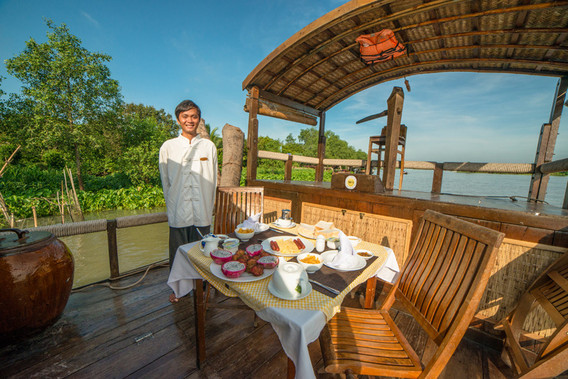 Romantic breakfast on Song Xanh sampan Romantic breakfast on Song Xanh sampan